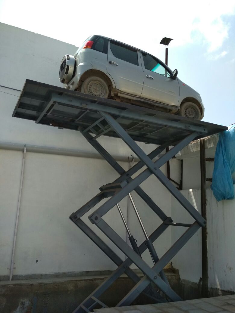 Hydraulic Scissor Lift Manufacturer In Delhi